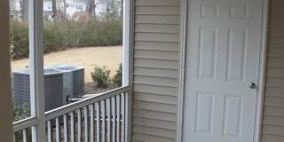 Room in 3 Bedroom Home in Cary Gallery 18