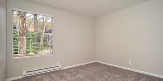 St. Charles Oaks Apartments Gallery 16