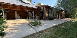 3 bed/2 bath Log cabin on acreage with water rights Gallery 1