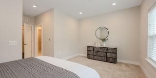 10326 GROSVENOR Place Gallery 29