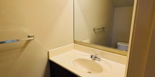 4 Bedroom 2.5 Bath Townhouse Gallery 9