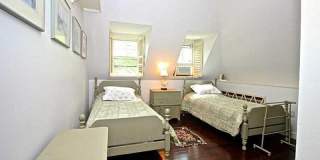 434 BELLEVUE Avenue Gallery 28