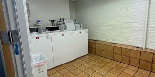 Charming 1 Bedroom-No Broker Fee Gallery 1