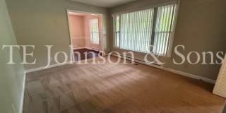 Spacious One Level Home with Den, Granite Kitchen Island, and 2 Car Carport Gallery 8