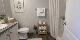 77 HOLLYWOOD DR Gallery 7