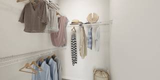 Lakeside at Town Center Apartments Gallery 31