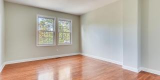 3610 GREENMOUNT Avenue Gallery 16