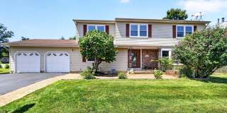12 Mershon Lane Gallery 1