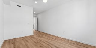 Onyx on Park Gallery 114