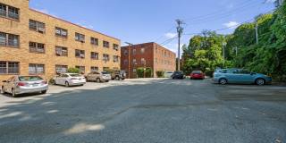 5424 Fifth Avenue Gallery 367