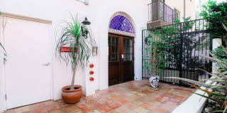 Bonita Terrace Gallery 19