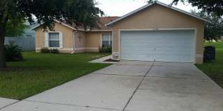 3/2~ Siena Ridge ~ Open kitchen with a large eating space! Gallery 1