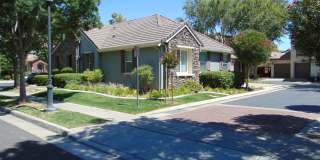 Beautiful 3 bed 2 Bath Home in Mountain House Gallery 1