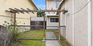 Fairfield, Remodeled 4 Bedroom Home on Quiet Court with Flexible Layout Gallery 32