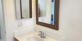 3 bed 2 bath home Gallery 12