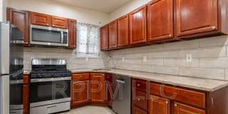 467 Hawthorne Ave #2 Gallery 2