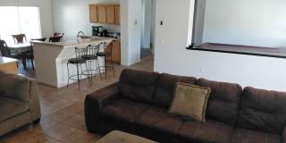 1523 Bryan Street Gallery 20