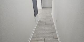 8380 Country Walk Dr Gallery 7