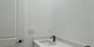 3906 6 Street W Gallery 8