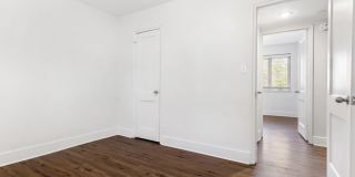 227 N Dotger Avenue Gallery 13