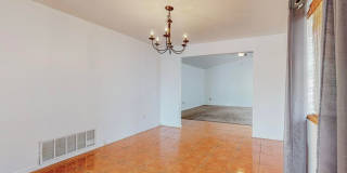 NORTH WEST 3/BD 2/BA 2/CG House Gallery 11