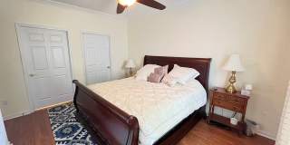 CHARMING TWO-BEDROOM, TWO-BATH CONDO IN WYNGATE, AT WACHESAW EAST! CHARMING TWO-BEDROOM, TWO-BATH CONDO IN WYNGATE, AT WACHESAW EAST! Gallery 21