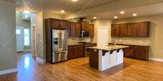 SW Bend Home Close to Old Mill & Deschutes River Trail Gallery 7