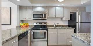 4500 N Federal Highway Gallery 1