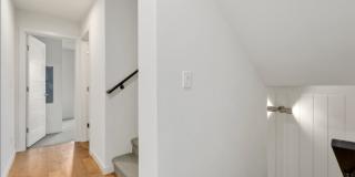 Modern 3 Bed Townhouse in Seattle | 2 Bath $3,800!! Gallery 9