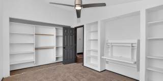 6932 E Pearl Street Gallery 19