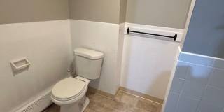 Nicely renovated 3 bed 2 bath near Tenean Beach! Gallery 15