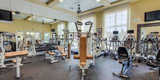 11931 SW Crestwood Circle Gallery 47