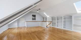 555 18TH AVENUE NE Gallery 13