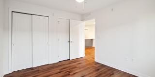 Graduate Pointe Gallery 94