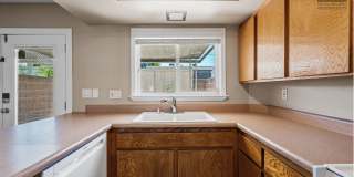 2Bed/1.5Bath Townhome at 15th Ave/Camelback! Ready for Immediate Move-In! Gallery 15