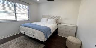 7825 Seaglen Dr Gallery 50