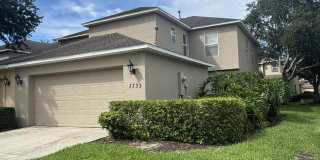 1733 Pointe W Way Gallery 1