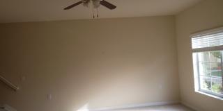 BEAUTIFUL TOWNHOME IN GATED COMMUNITY Gallery 5