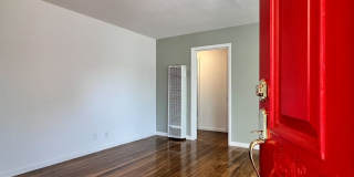 Charming Westwood Cottage in the Heart of Napa Gallery 5