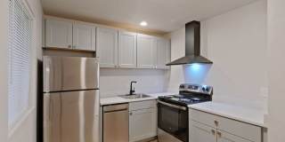University Manor - Newly Renovated Units just a short walk from Campus! Gallery 178