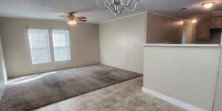 811 N D St Pensacola, FL 32501. MOVE IN SPECIAL: HALF OFF first full month of rent!!! Gallery 6