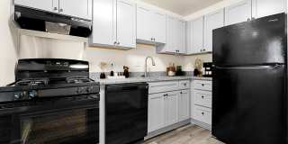 Seven Springs Apartments Gallery 6