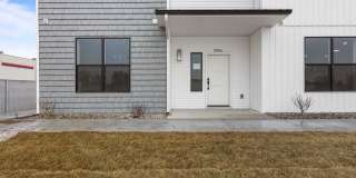 Awesome end unit 3 Bed 2.5 Bath townhome in Ammon, Idaho Gallery 1