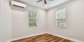 325 15th Ave NE Gallery 6