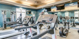 Huntington at King Farm Gallery 30