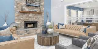 Affordable Housing - Madison Southpark Apartment Homes Gallery 23