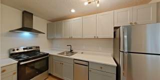 University Manor - Newly Renovated Units just a short walk from Campus! Gallery 55