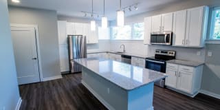 100 Prince Apartments Gallery 21