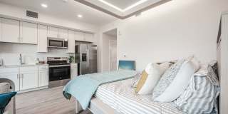 Cove at 47th Gallery 13