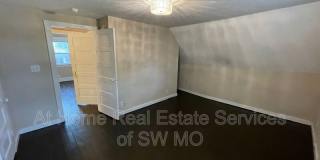 1440 E. McDaniel Gallery 11